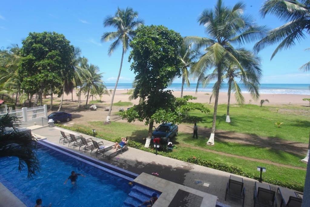 The Palms Ocean Club Resort Хако Номер фото